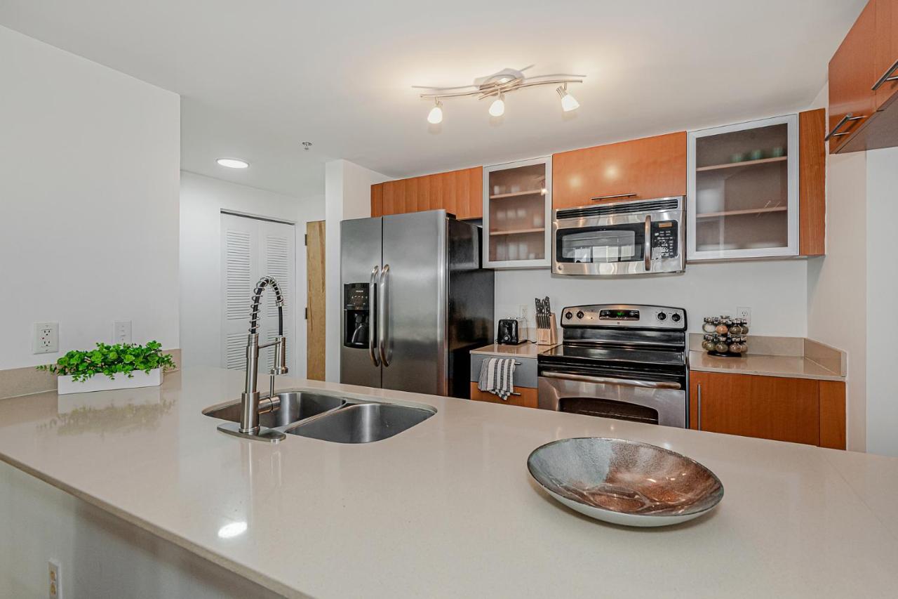 Lovely Condo With City & Ocean Views. Sleep Up To 6 People! ميامي المظهر الخارجي الصورة